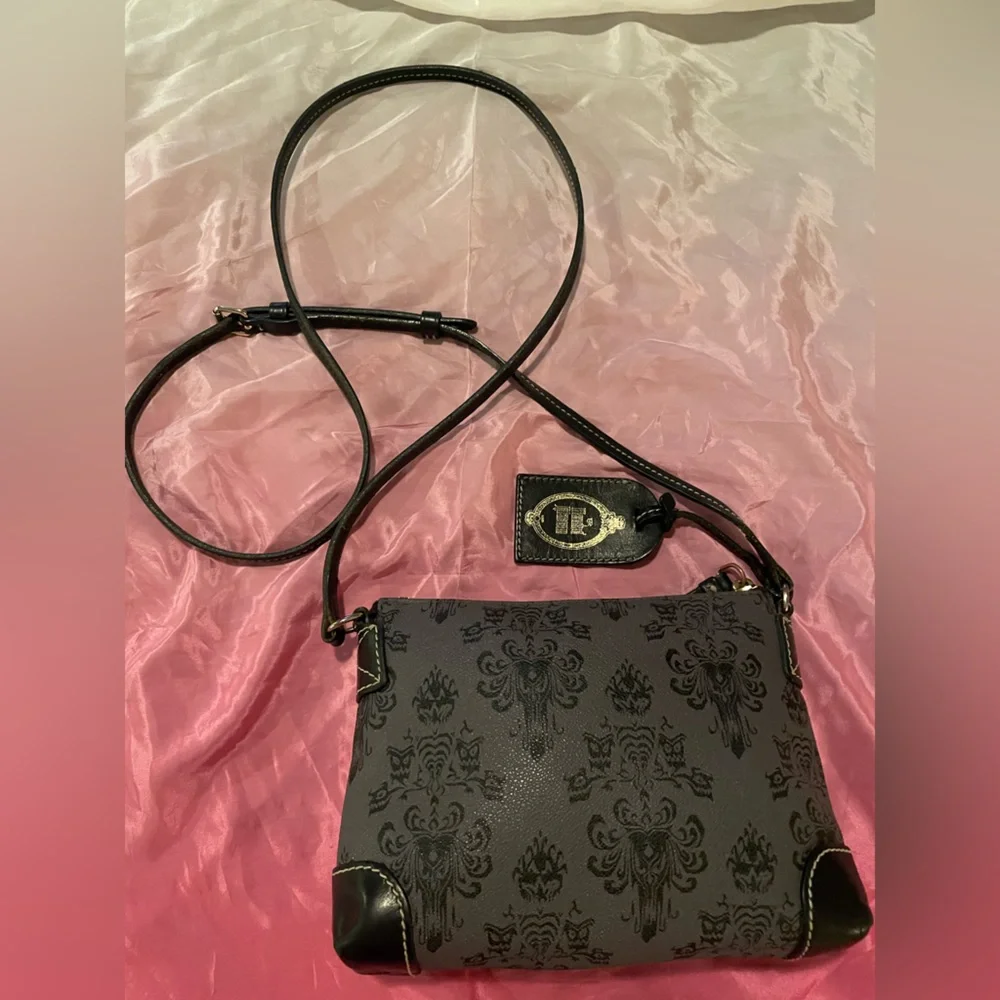 EUC Disney Haunted Mansion Dooney & Bourke - Picture 2 of 11